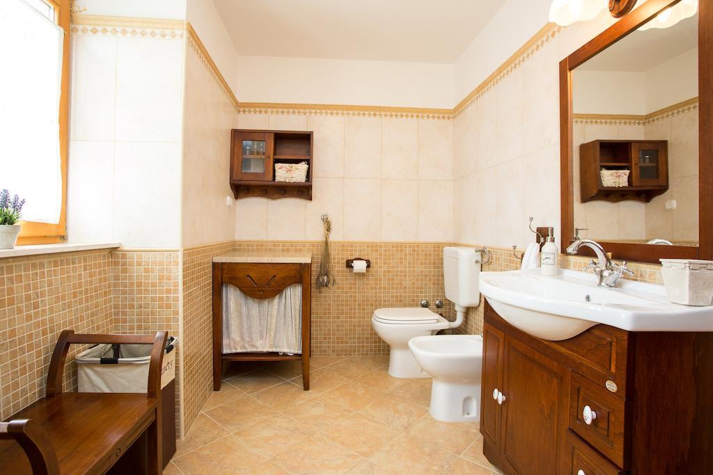 Holiday Home Lavanda Kornić 部屋 写真